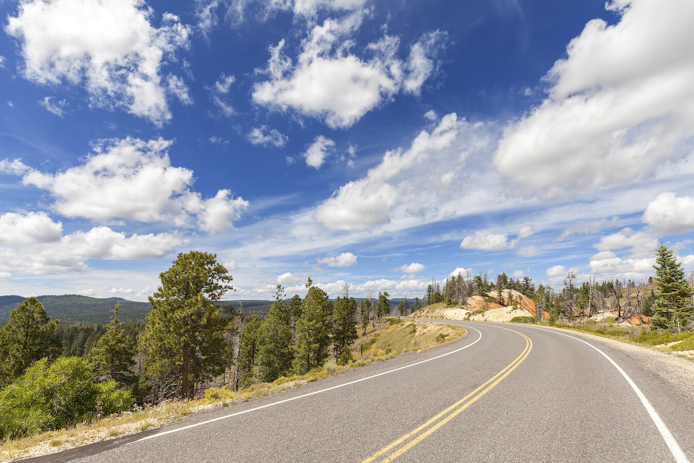 18-Mile Scenic Drive, Bryce Canyon National Park, Utah | Photo Credit: Shutterstock / Maciej Bledowski