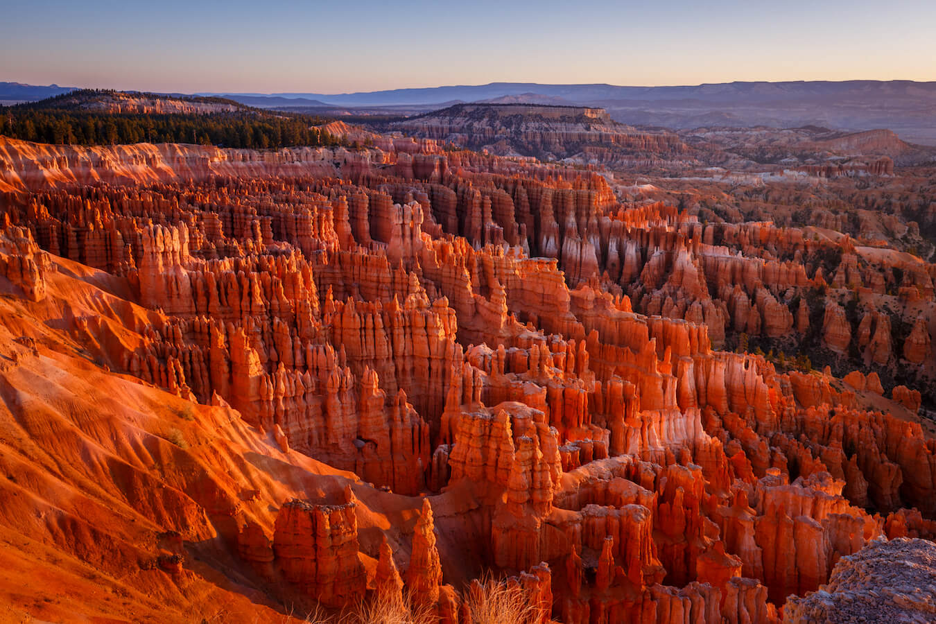 Inspiration Point, Bryce Canyon National Park, Utah | Photo Credit: Shutterstock / Atmosphere1