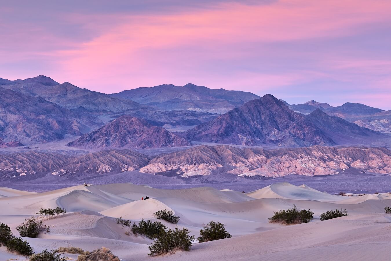 Mesquite Flat Sand Dunes, Death Valley National Park, California | Photo Credit: Shutterstock / borealisimages