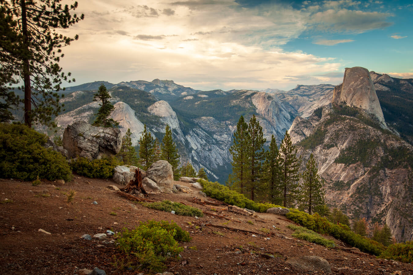 Glacier Point Road Pullout, Yosemite National Park, California | Photo Credit: Vezzani Photography