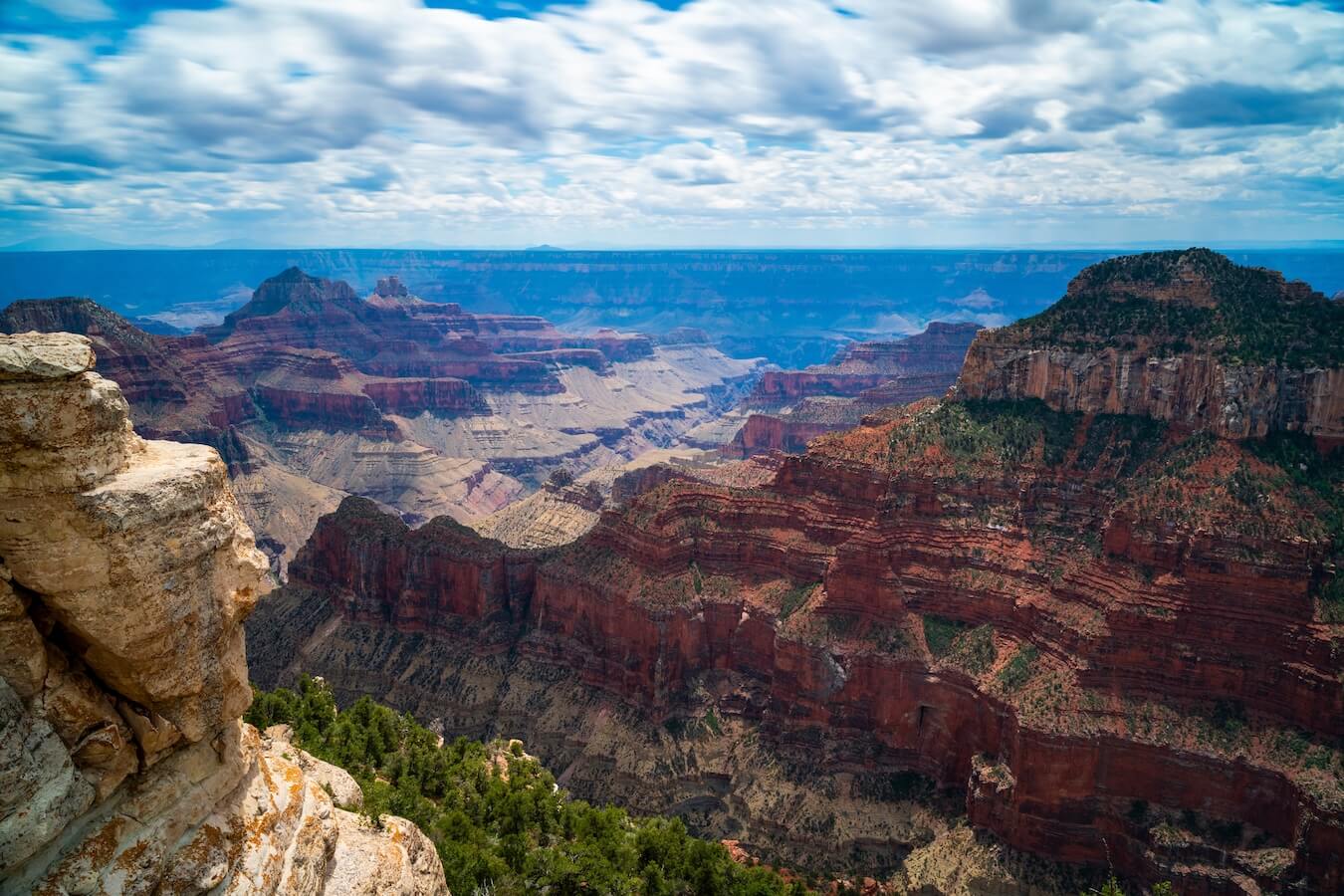 Bright Angel Point, Grand Canyon National Park, Arizona | Photo Credit: Shutterstock / luckyluke007