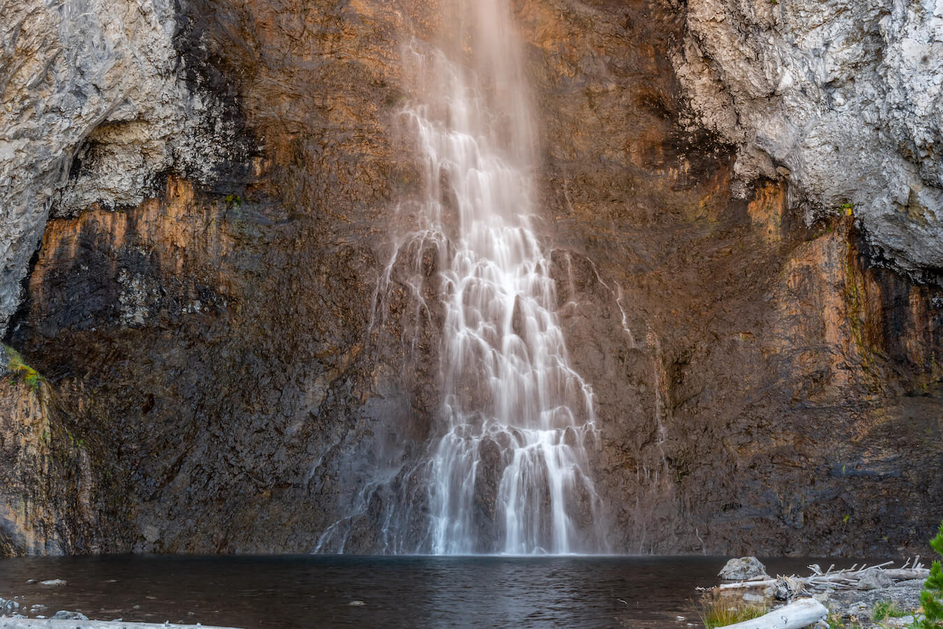 Fairy Falls, Yellowstone National Park, Wyoming | Photo Credit: iStock / IngerEriksen