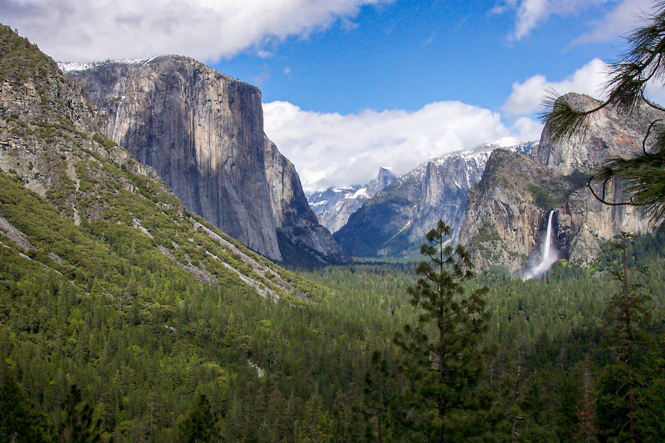 Tunnel View, Yosemite National Park, California | Photo Credit: Vezzani Photography